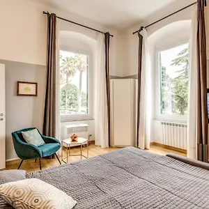 Downtown Srl - Waterfront Cinque Terre Apartment La Spezia